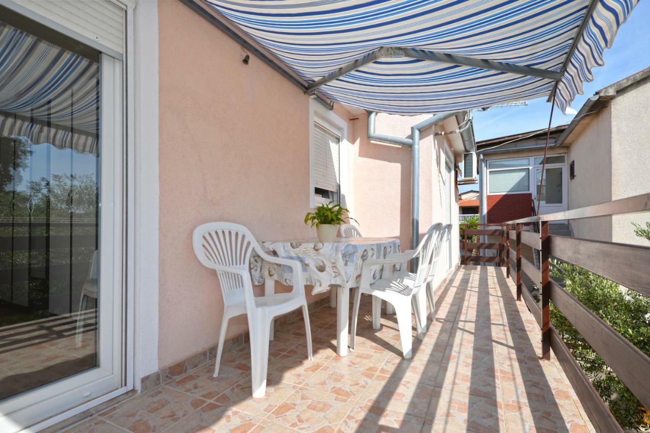 Apartmani Sime Betina  Bagian luar foto