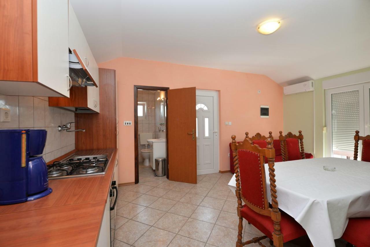 Apartmani Sime Betina  Bagian luar foto